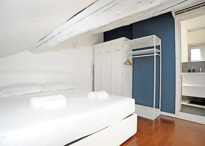 Castelvetro Apartment Mailand